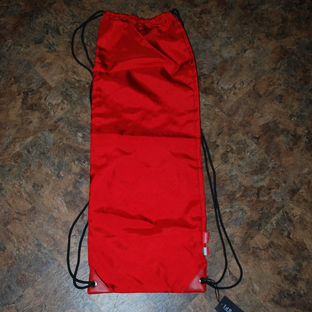 NEW WITH TAG RARE FERRARI DRAW STRING SKATEBOARD B